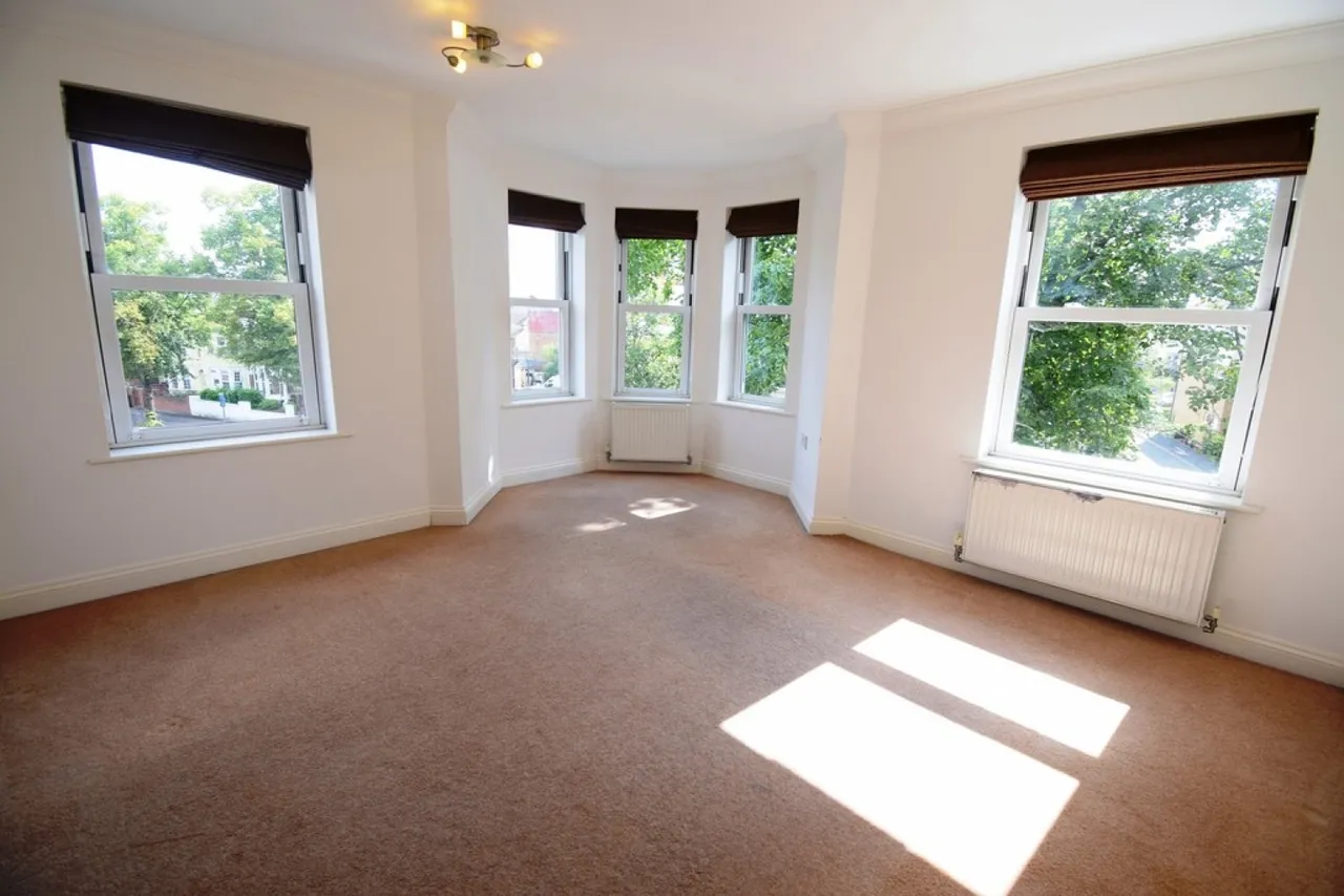 Victoria Road, Bedford, MK42, photo 3