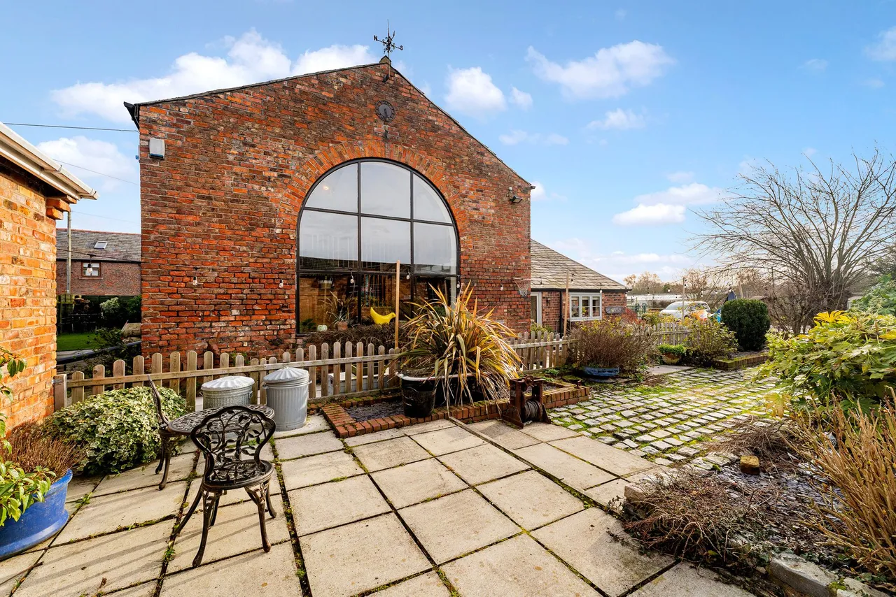 The Barn Ramsbrook Lane, Hale Village, Liverpool, Liverpool, L24 5RP, photo 43