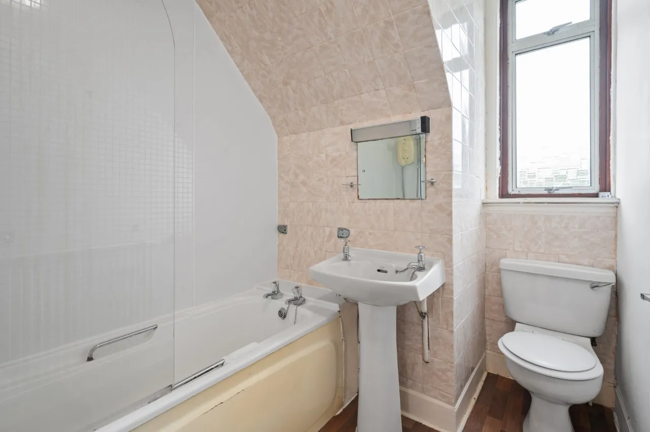 Ulster Terrace, Willowbrae, EH8, photo 11