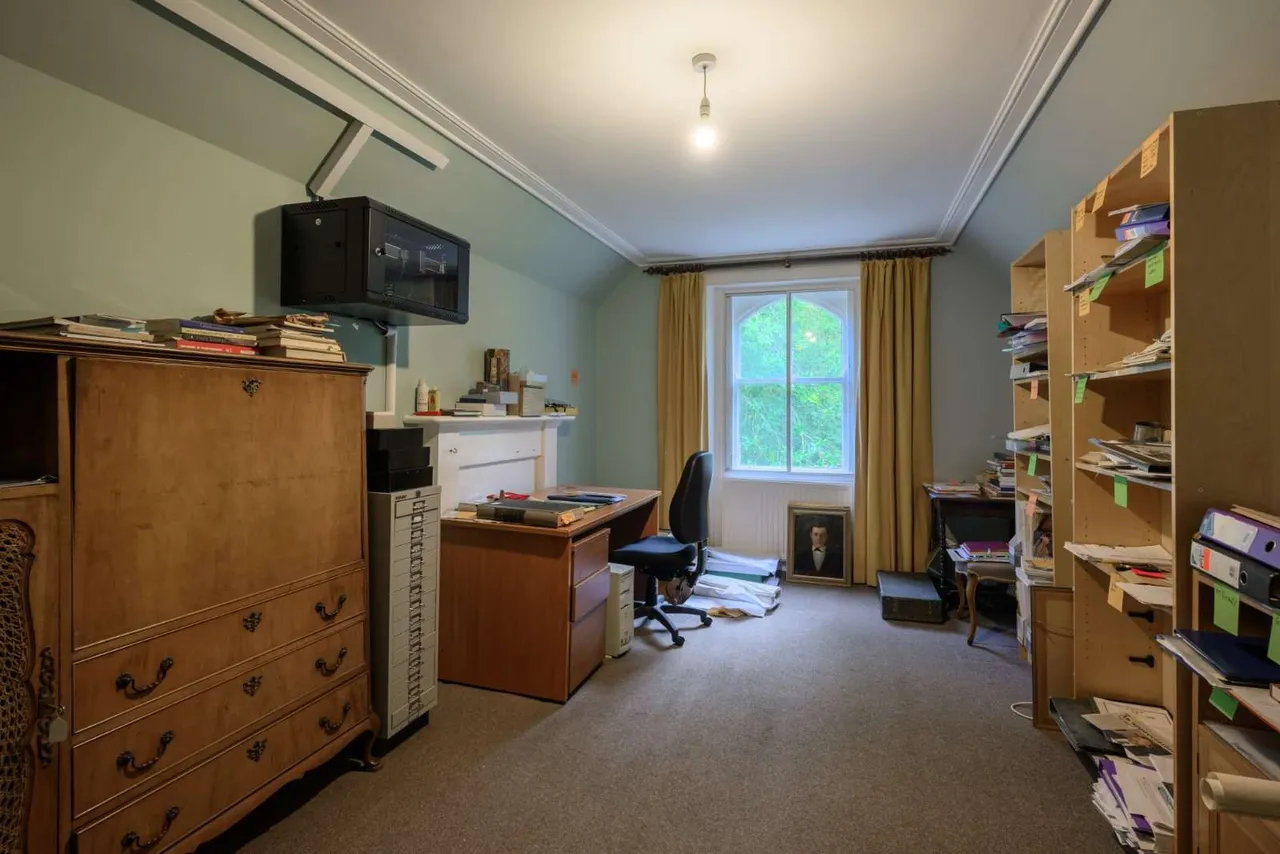 Kinnoull Terrace, Perth, PH2, photo 13