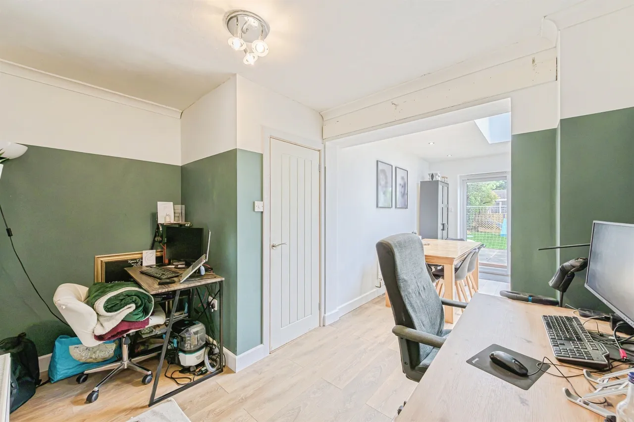 Coronation Avenue, Polesworth, B78, photo 12