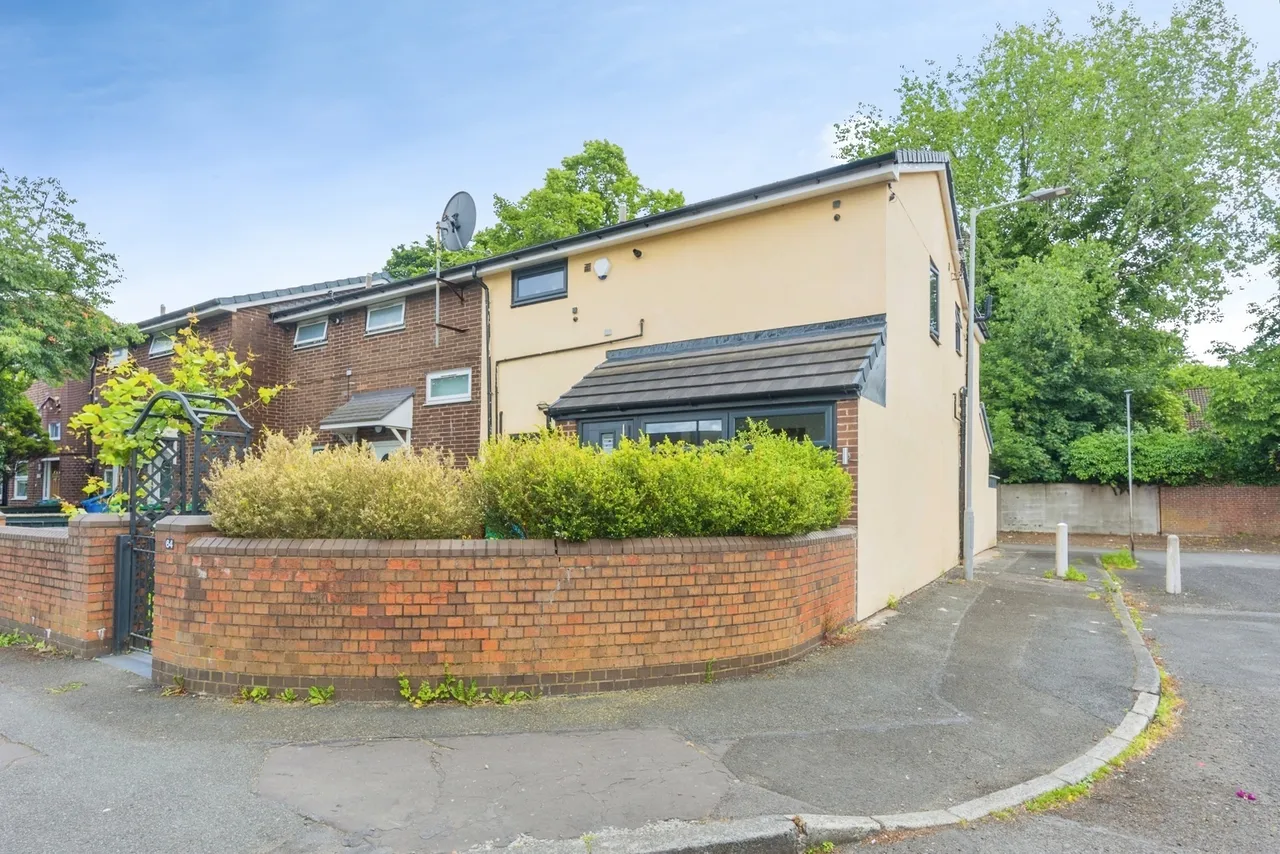 3 bed house for sale — Yarburgh Street, Moss Side, Manchester, M16