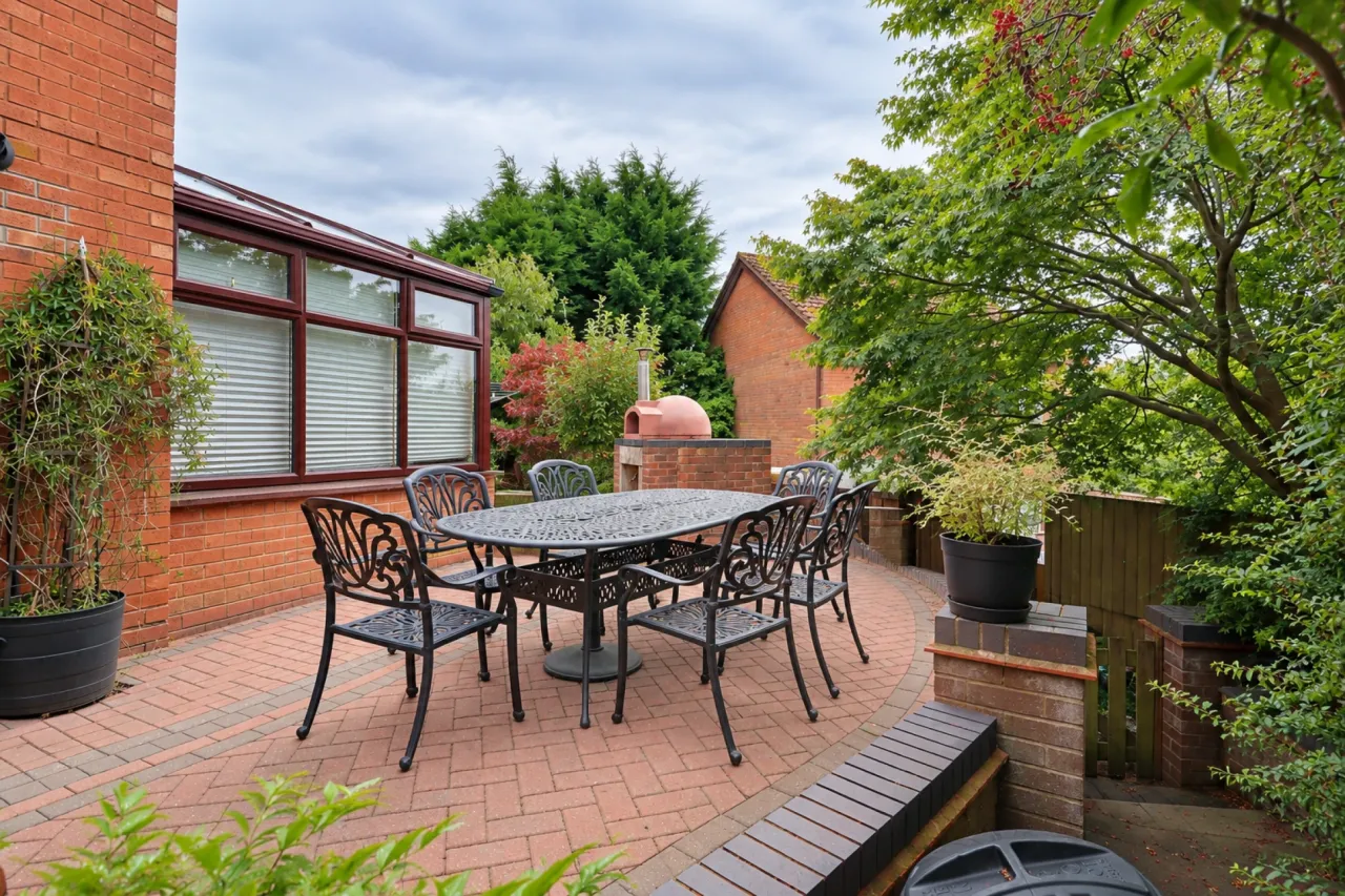 Stone Pine Close, Cannock, photo 6