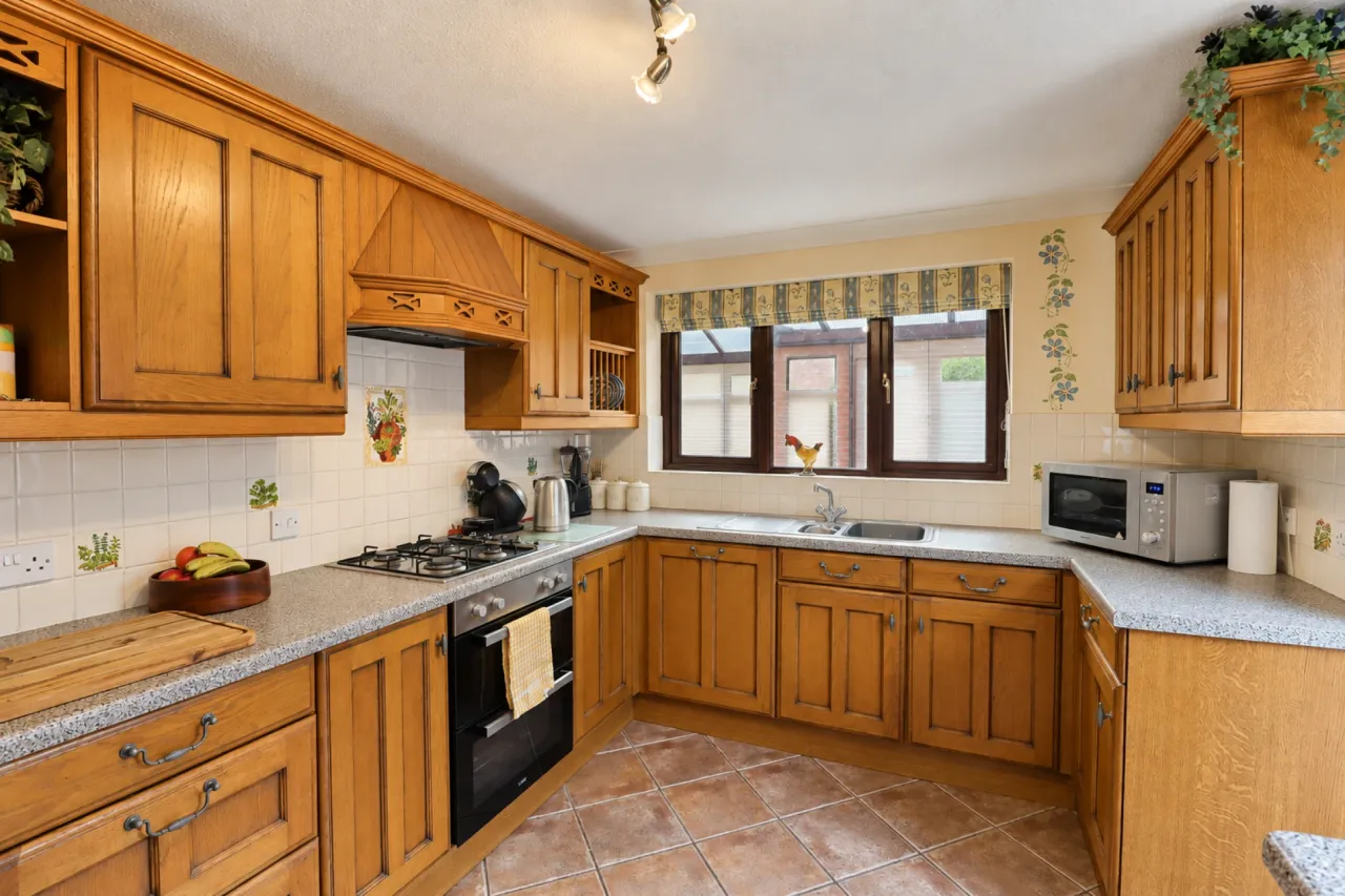 Stone Pine Close, Cannock, photo 2