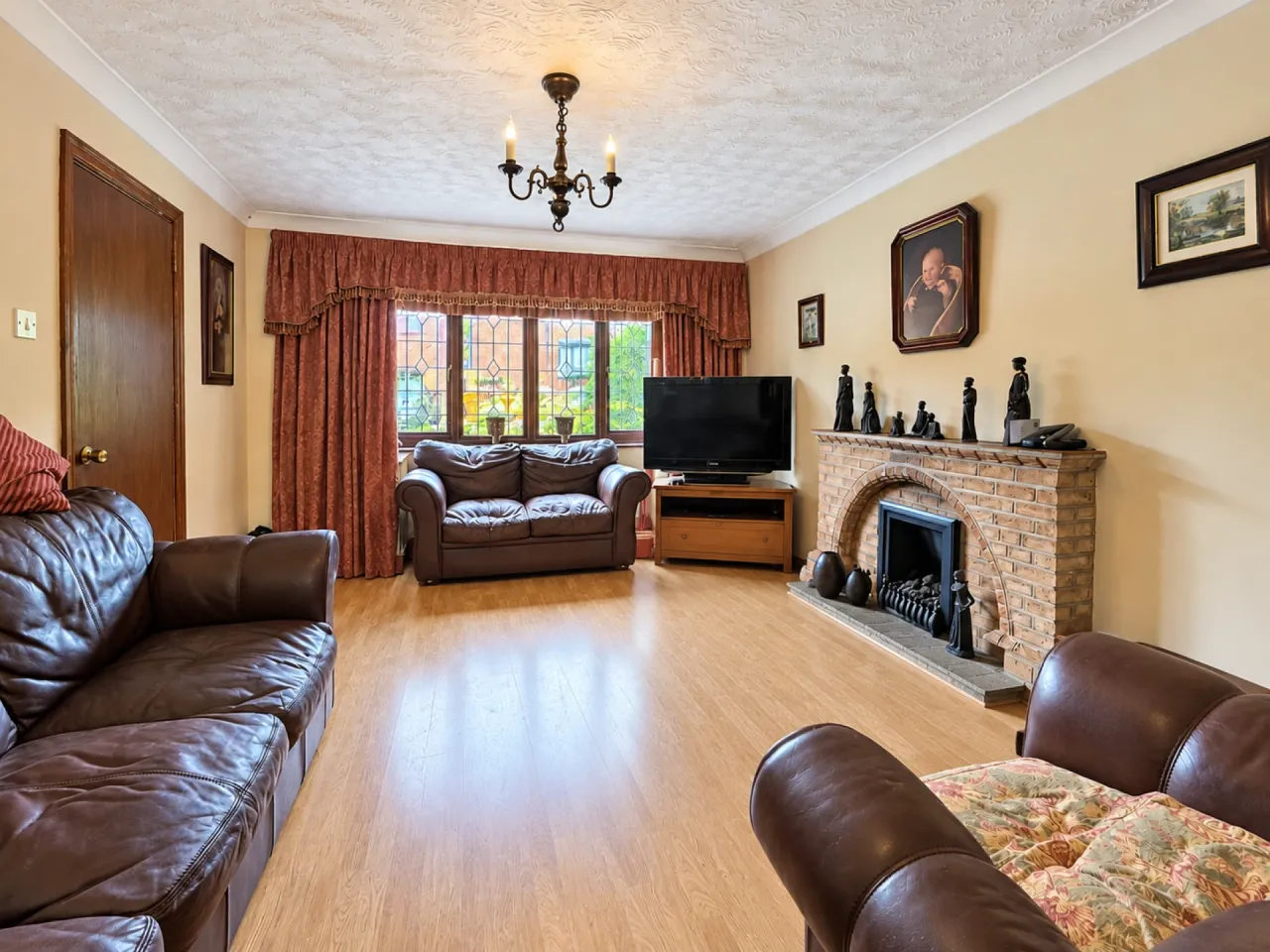 Stone Pine Close, Cannock, photo 4