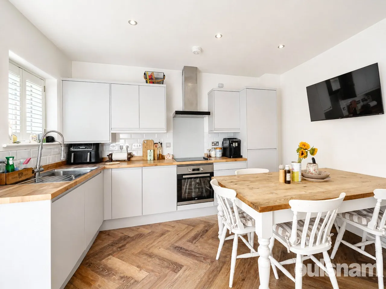 Chester Road North, Kidderminster, Worcestershire, DY10 2RS, photo 8