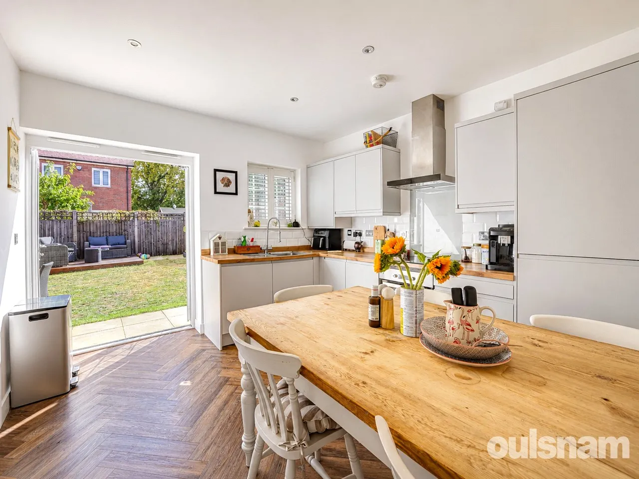 Chester Road North, Kidderminster, Worcestershire, DY10 2RS, photo 2