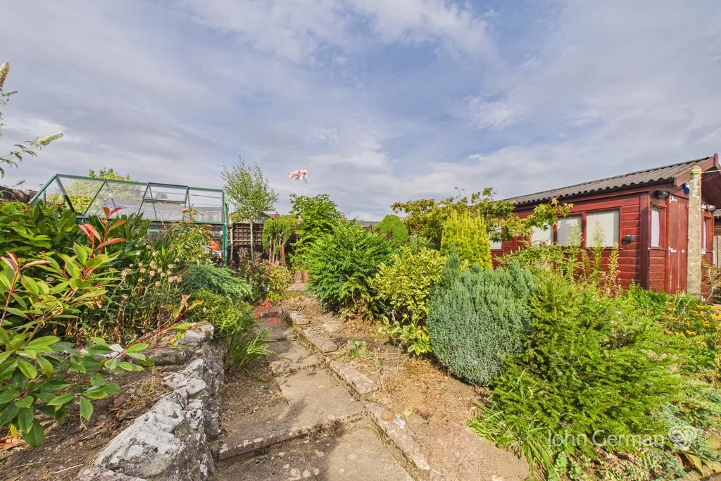 Lambourne Avenue, Ashbourne, photo 17