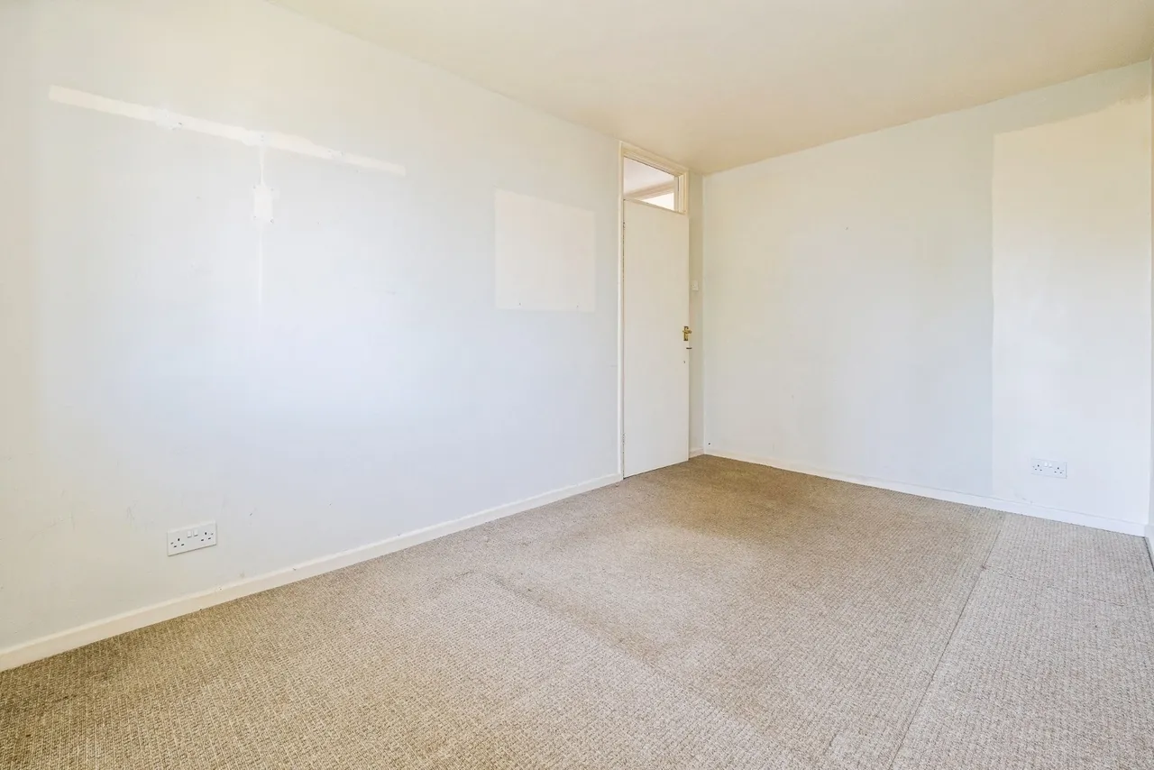 Victor Walk, Hornchurch, RM12, photo 13