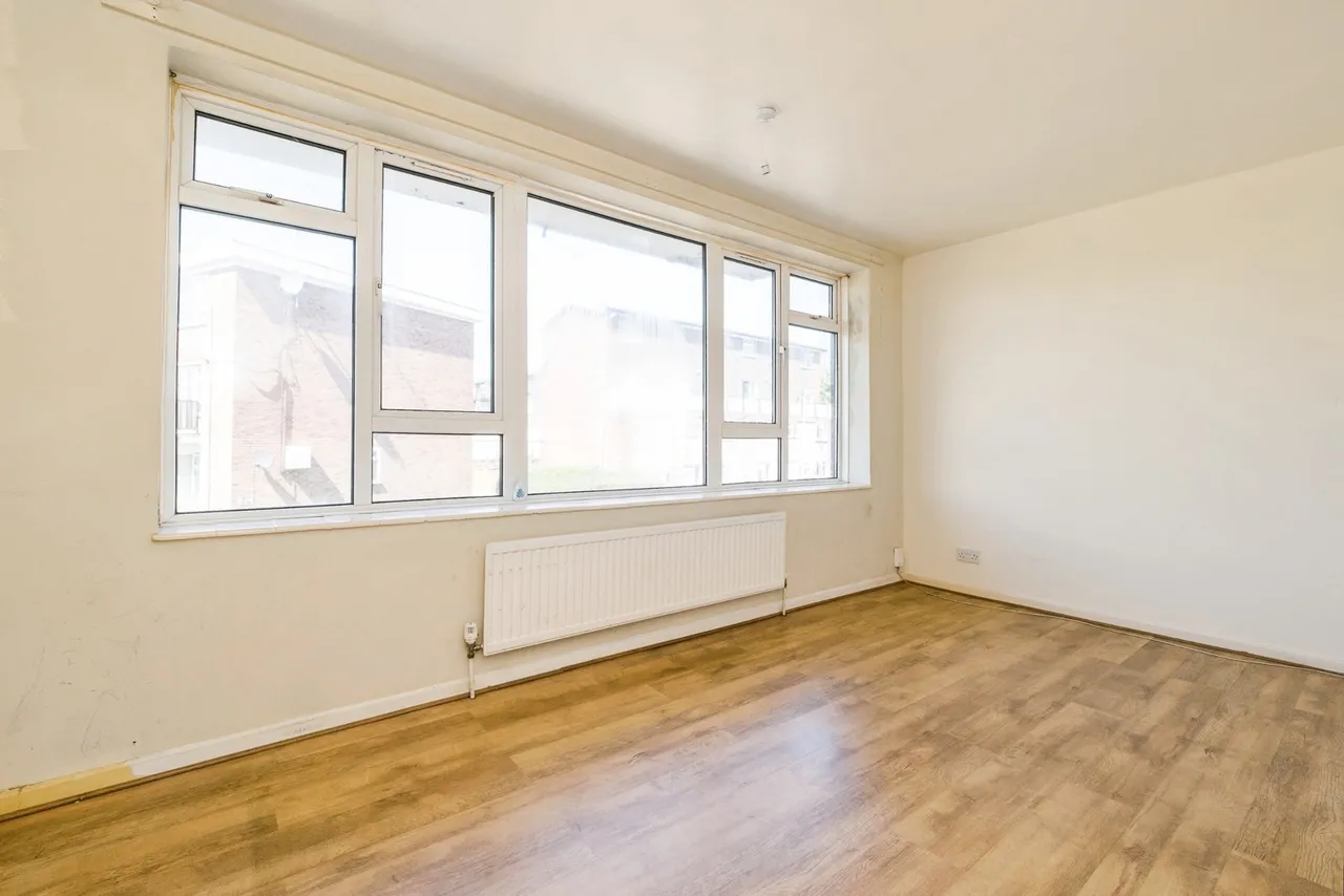 Victor Walk, Hornchurch, RM12, photo 16