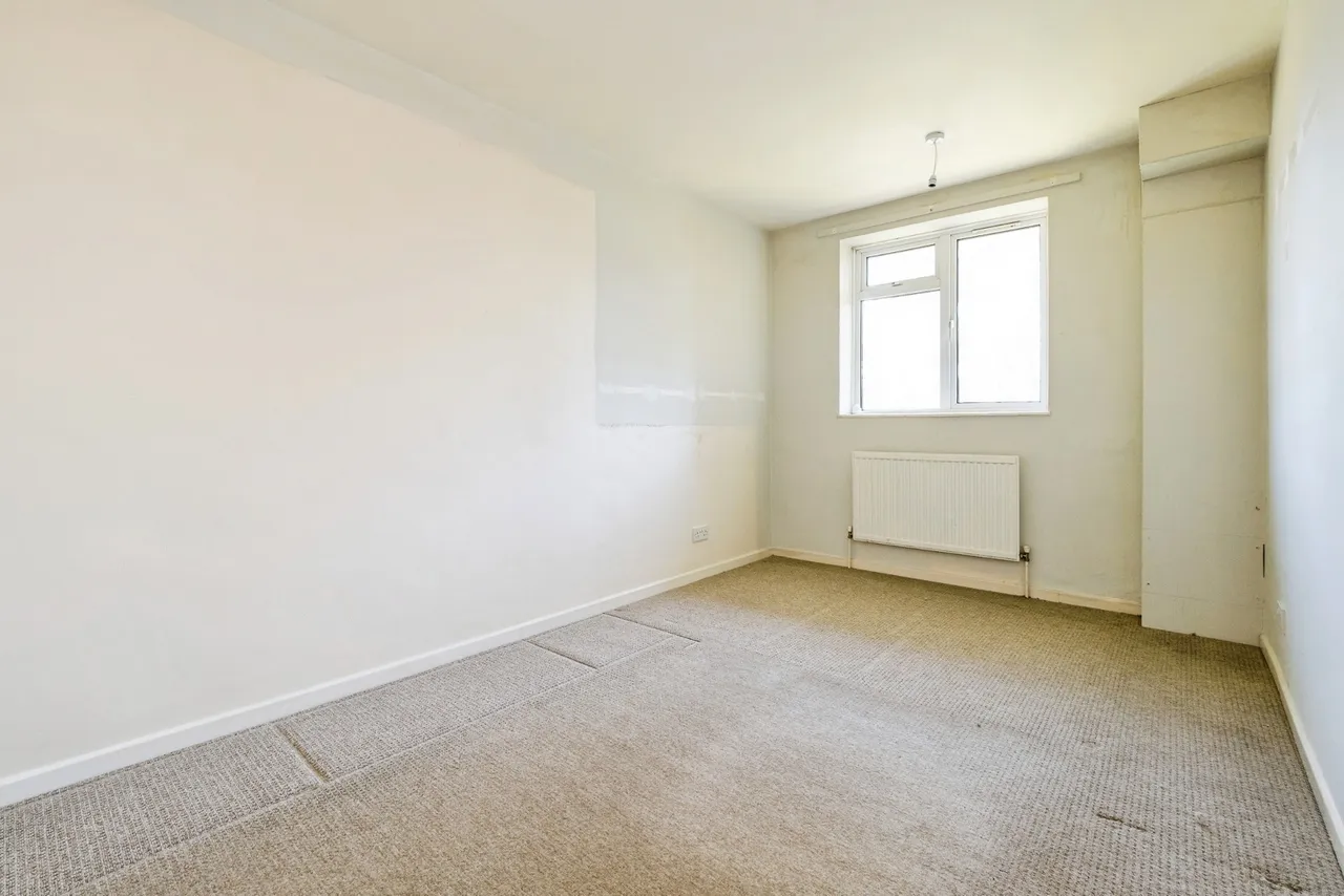 Victor Walk, Hornchurch, RM12, photo 12