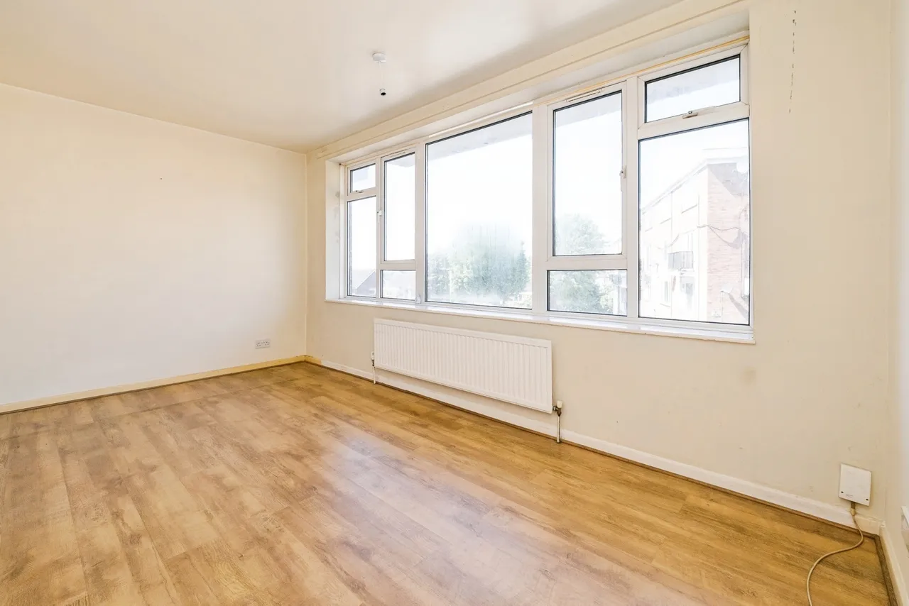 Victor Walk, Hornchurch, RM12, photo 17