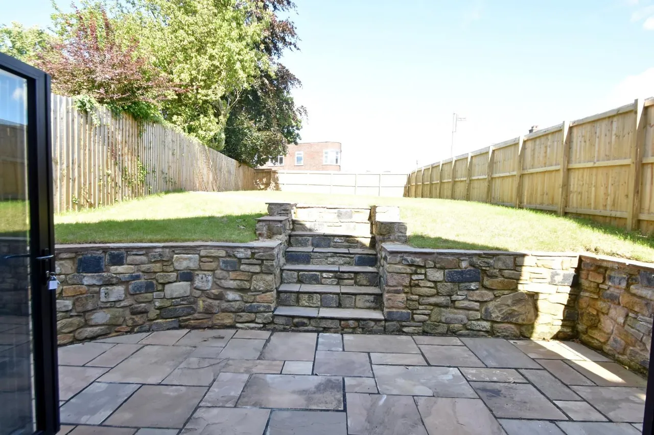 Walmersley Road, Walmersley, Bury, Lancashire, BL9 6QT, photo 15