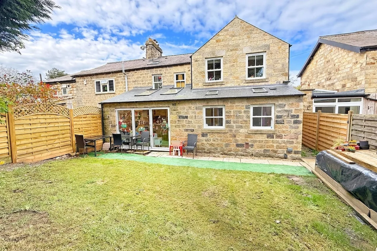 Bridge End Cottages, Birstwith, HG3, photo 3