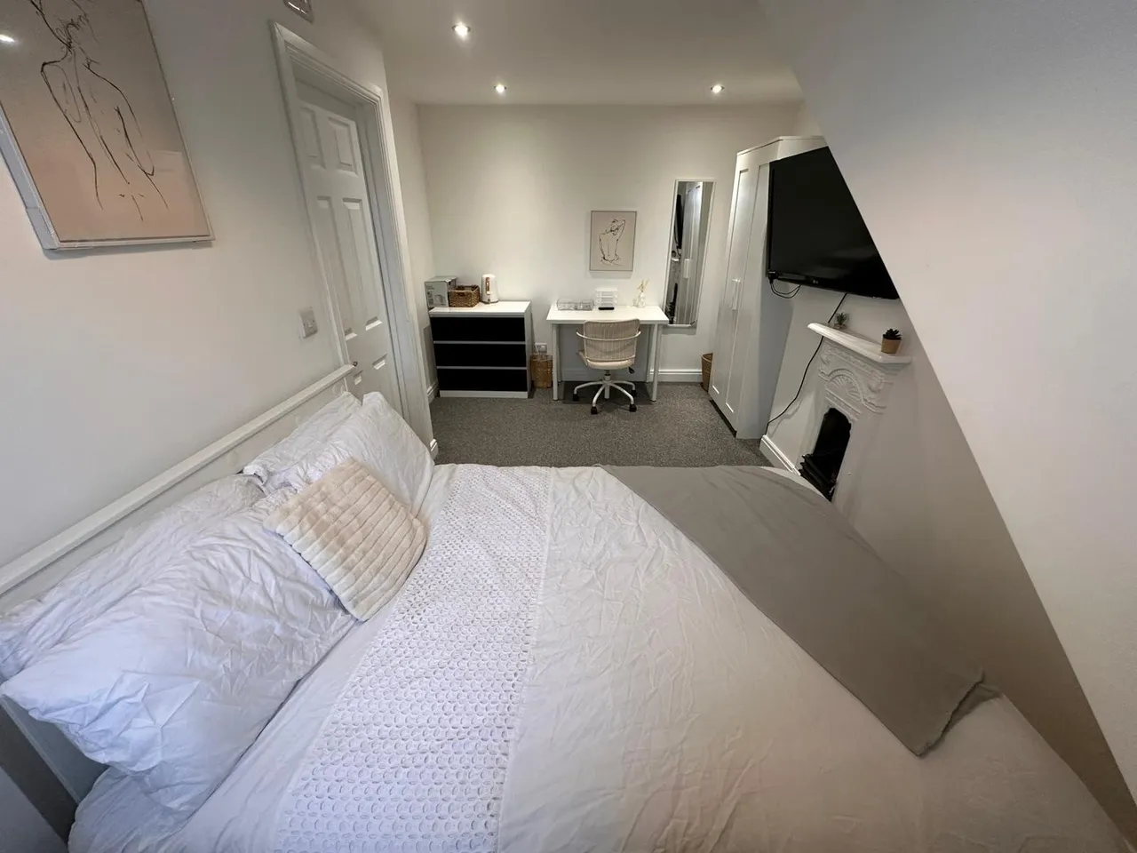 Wetherby Place, Burley, LS4, photo 14