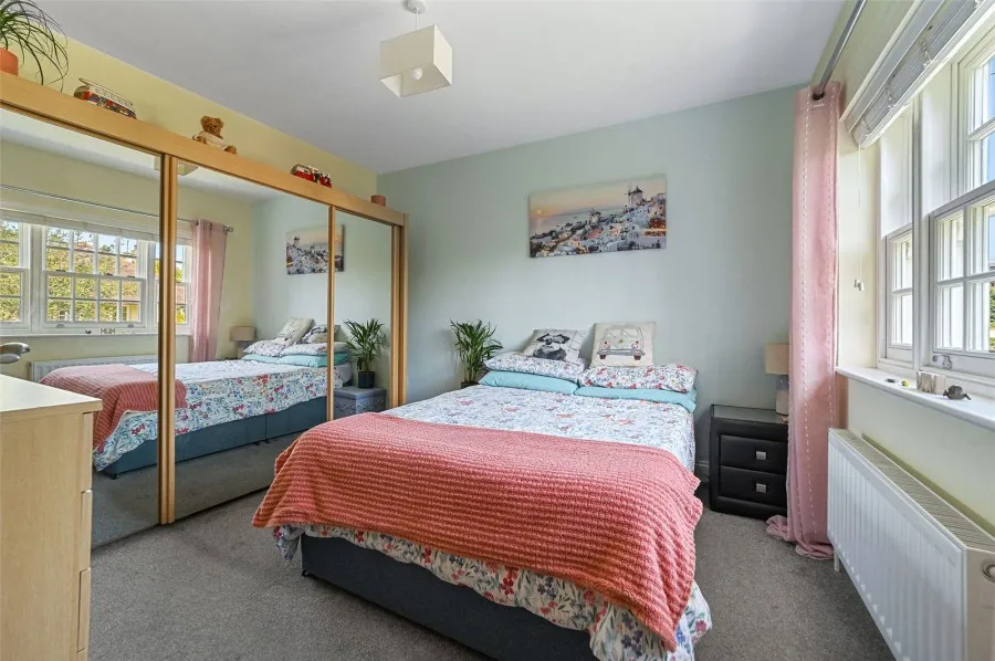 with 4 bedrooms in Braughing, Ware, SG11, photo 12