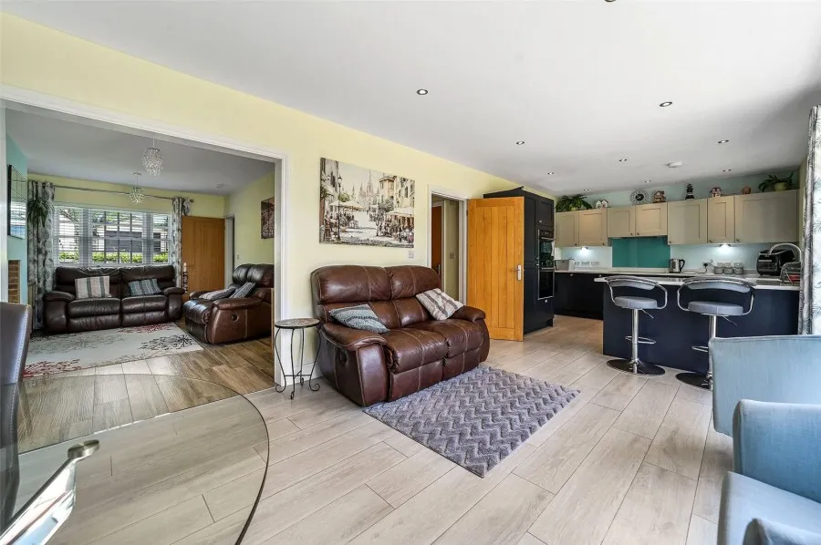 with 4 bedrooms in Braughing, Ware, SG11, photo 3