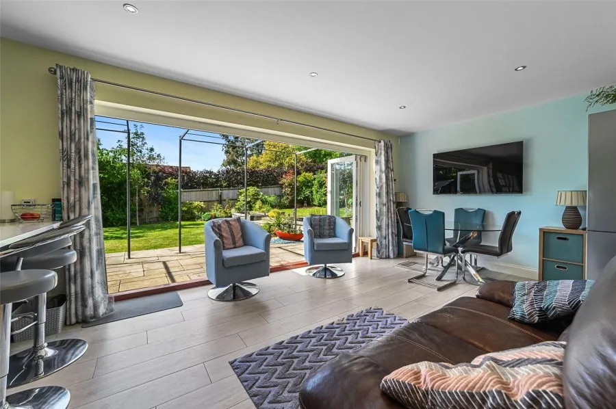 with 4 bedrooms in Braughing, Ware, SG11, photo 6