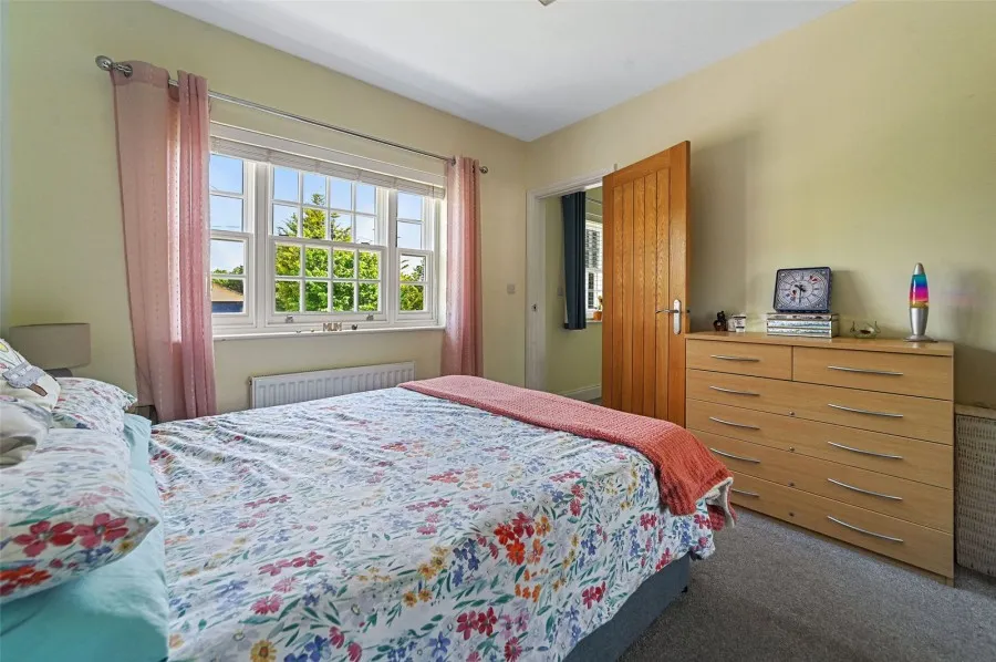 with 4 bedrooms in Braughing, Ware, SG11, photo 22