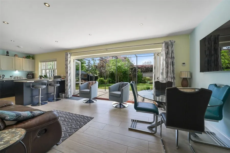 with 4 bedrooms in Braughing, Ware, SG11, photo 8