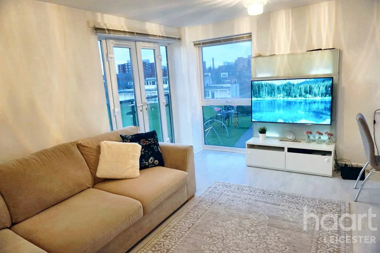 Pavilion Close, Leicester, LE2, photo 11