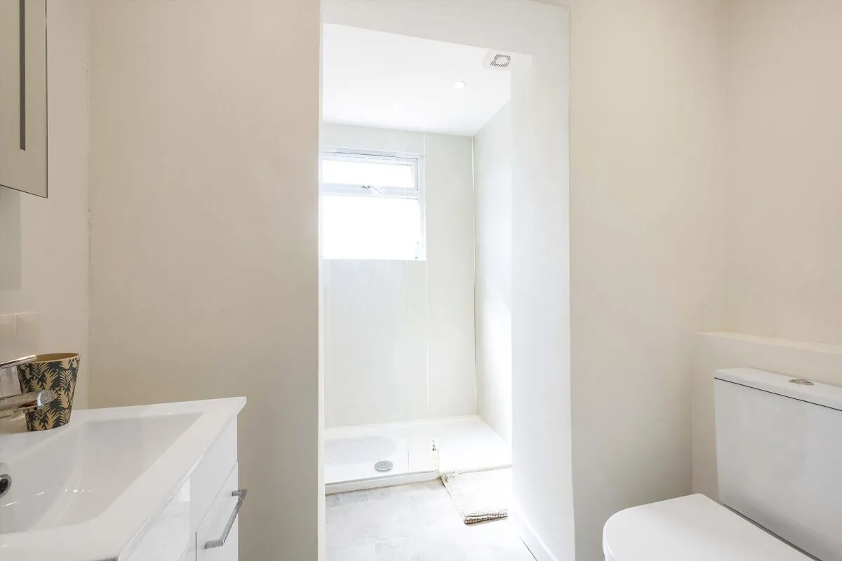 St. Phillips Street, Cheltenham, GL50, photo 8