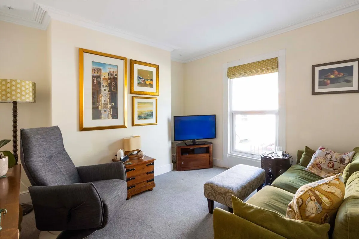 St. Phillips Street, Cheltenham, GL50, photo 4