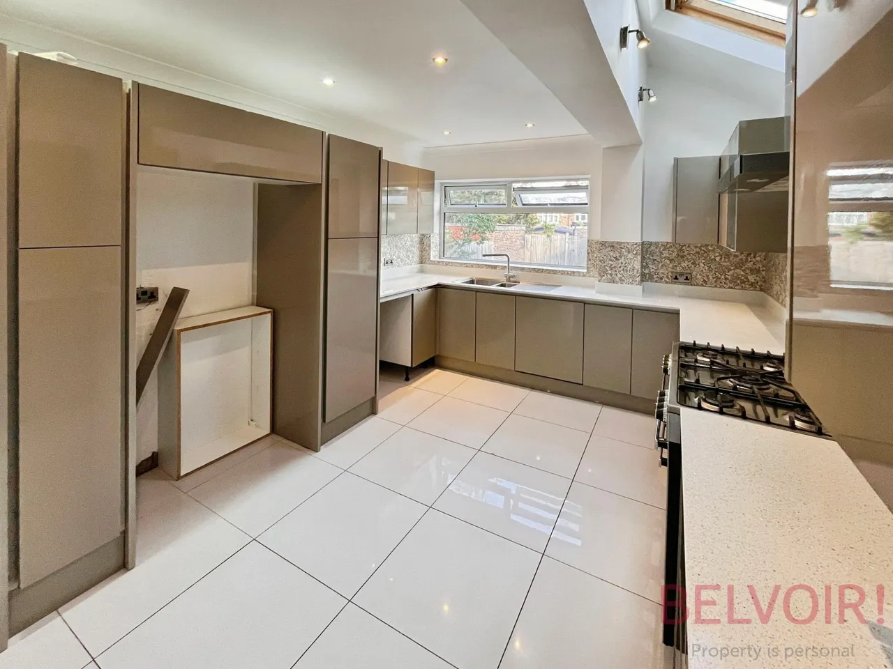 Newlyn Drive, Wollaton, Nottingham, NG8, photo 2
