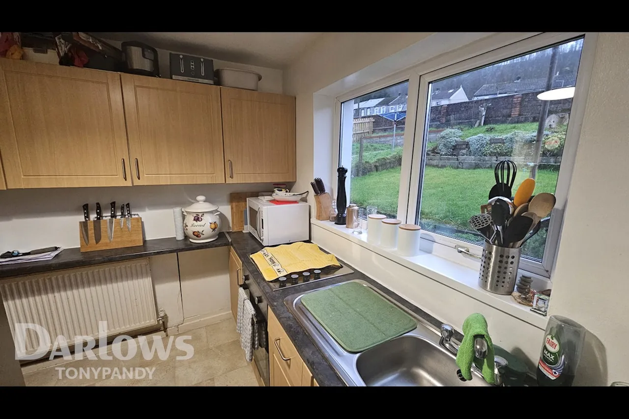 Wilson Place, Maerdy, CF43, photo 8