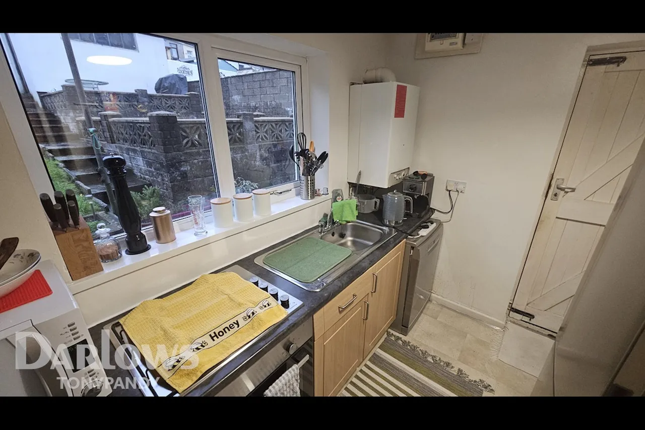 Wilson Place, Maerdy, CF43, photo 9