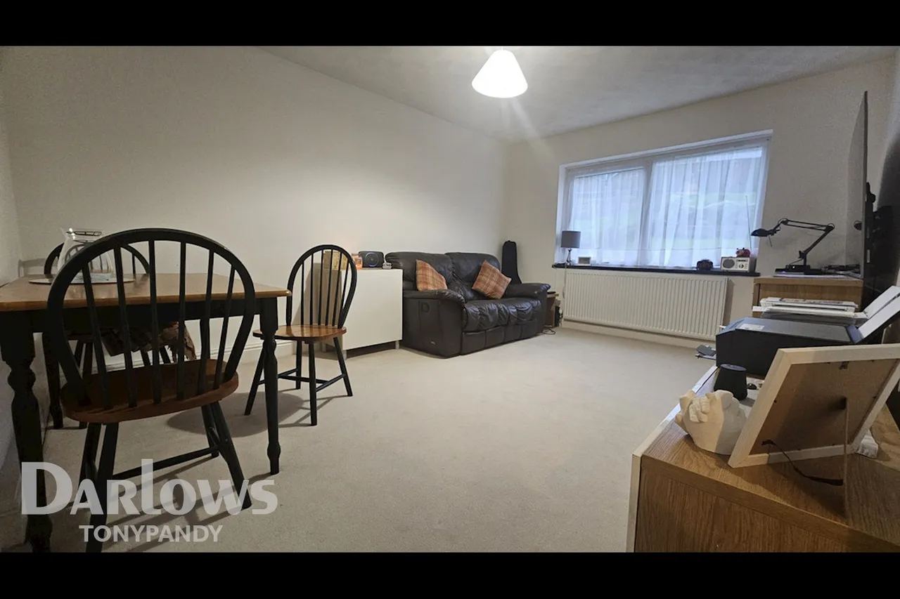 Wilson Place, Maerdy, CF43, photo 7