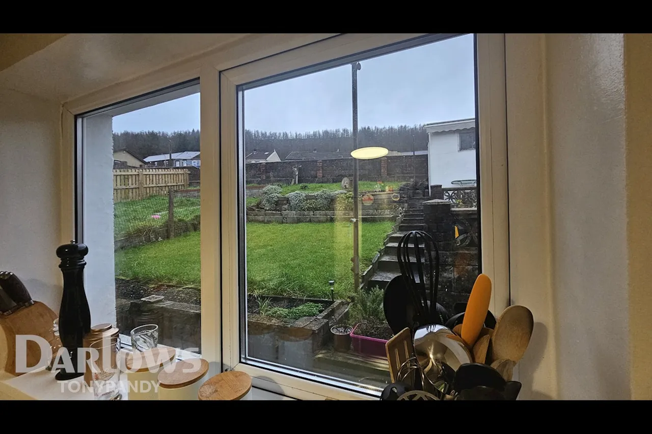 Wilson Place, Maerdy, CF43, photo 10