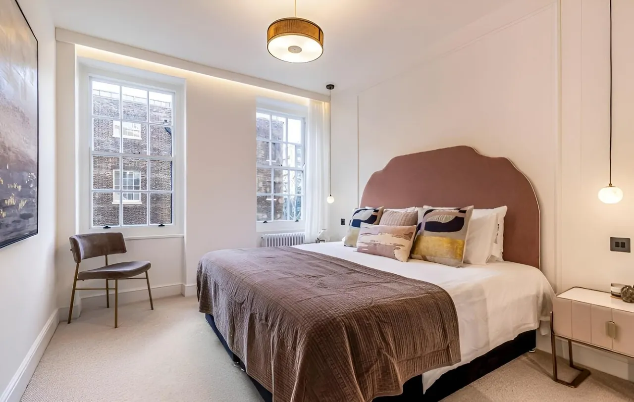 Portman Square, Marylebone, W1H, photo 7