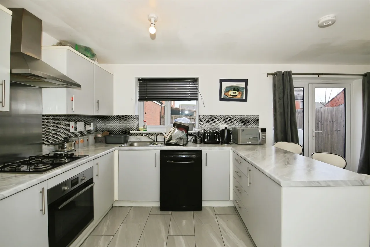 Constantine Drive, Peterborough, PE2, photo 5