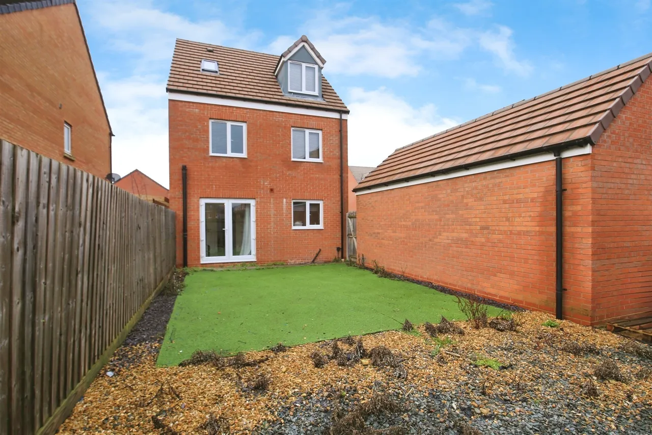 Constantine Drive, Peterborough, PE2, photo 7