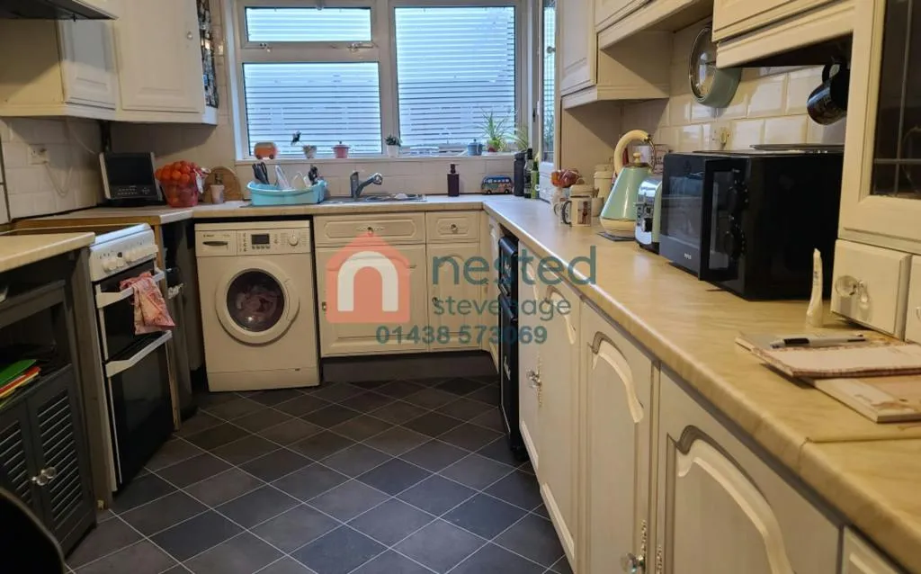 Canterbury Way, Stevenage, SG1, photo 2