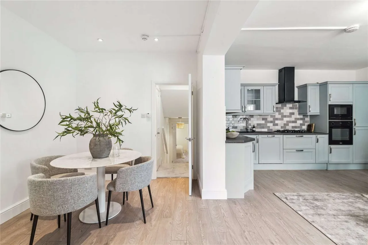 Sutherland Avenue, London, W9 2QR, photo 6