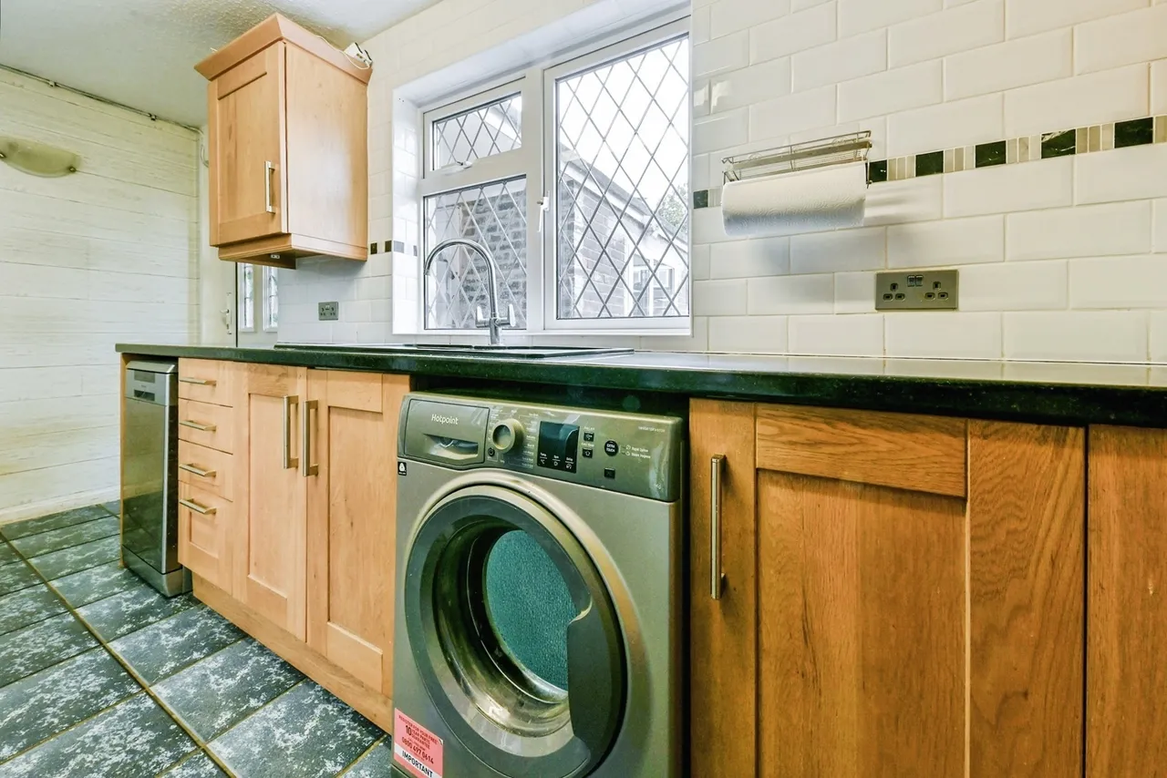 Vardon Road, STEVENAGE, Hertfordshire, SG1, photo 17