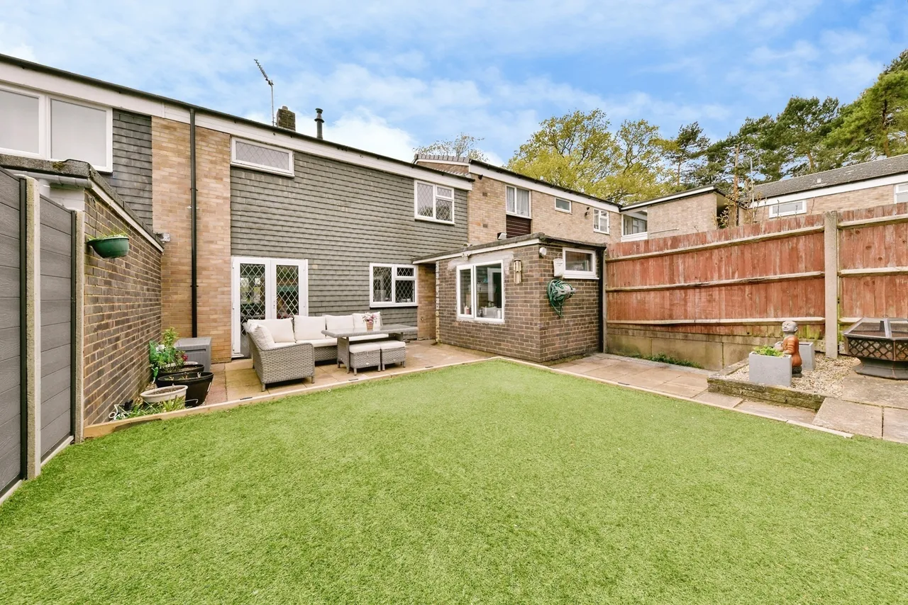 Vardon Road, STEVENAGE, Hertfordshire, SG1, photo 16