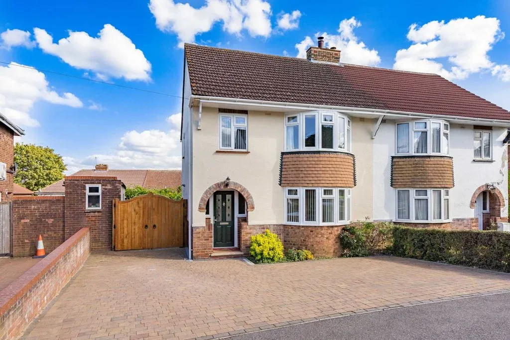 Maple Grove, Bletchley, MK2, photo 16