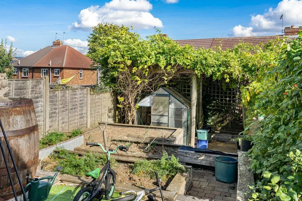 Maple Grove, Bletchley, MK2, photo 11