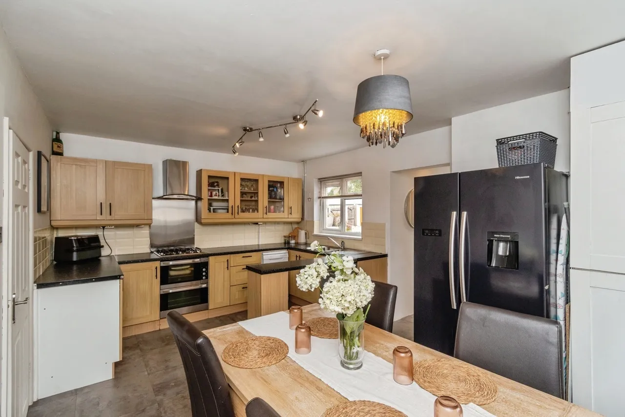 Laburnum Avenue, Cannock, Staffordshire, WS11, photo 4