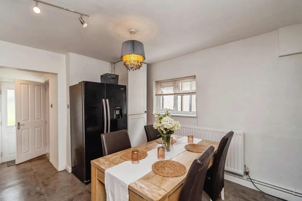 Laburnum Avenue, Cannock, Staffordshire, WS11, photo 8