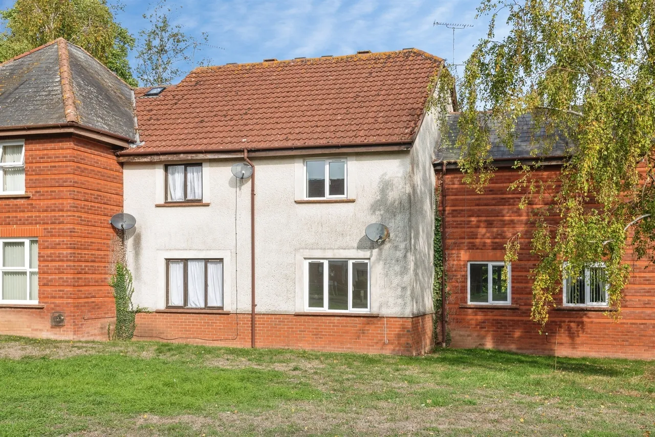 Wesley Close, Taunton, TA1, photo 5