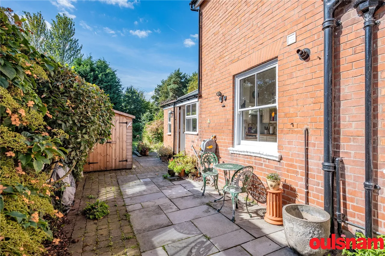 Stourbridge Road, Bromsgrove, Worcestershire, B61 0AE, photo 22