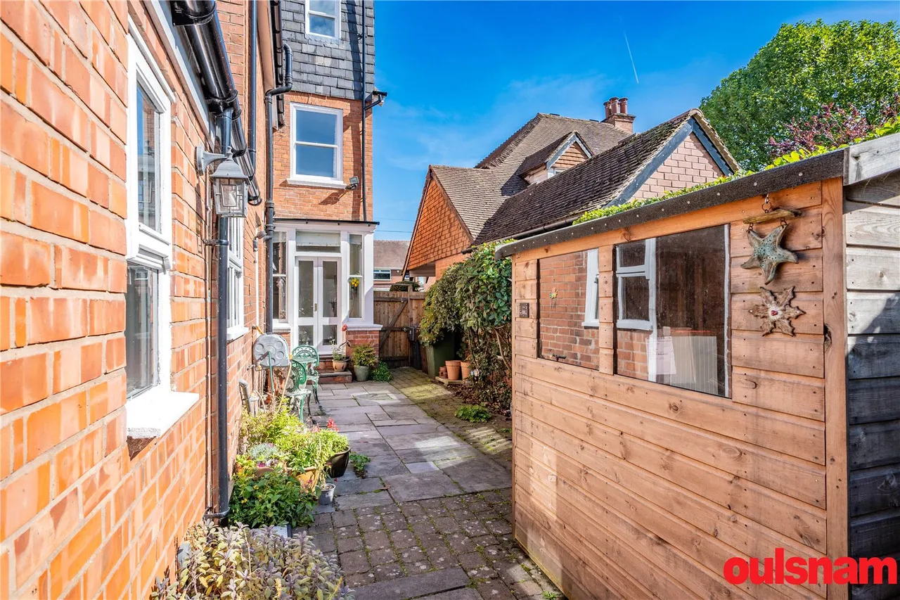 Stourbridge Road, Bromsgrove, Worcestershire, B61 0AE, photo 26