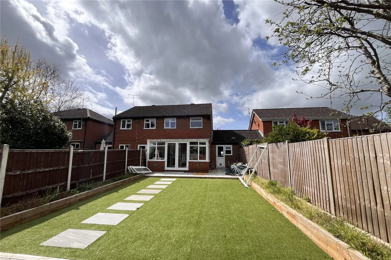 Galloway Close, Fleet, GU51, photo 6