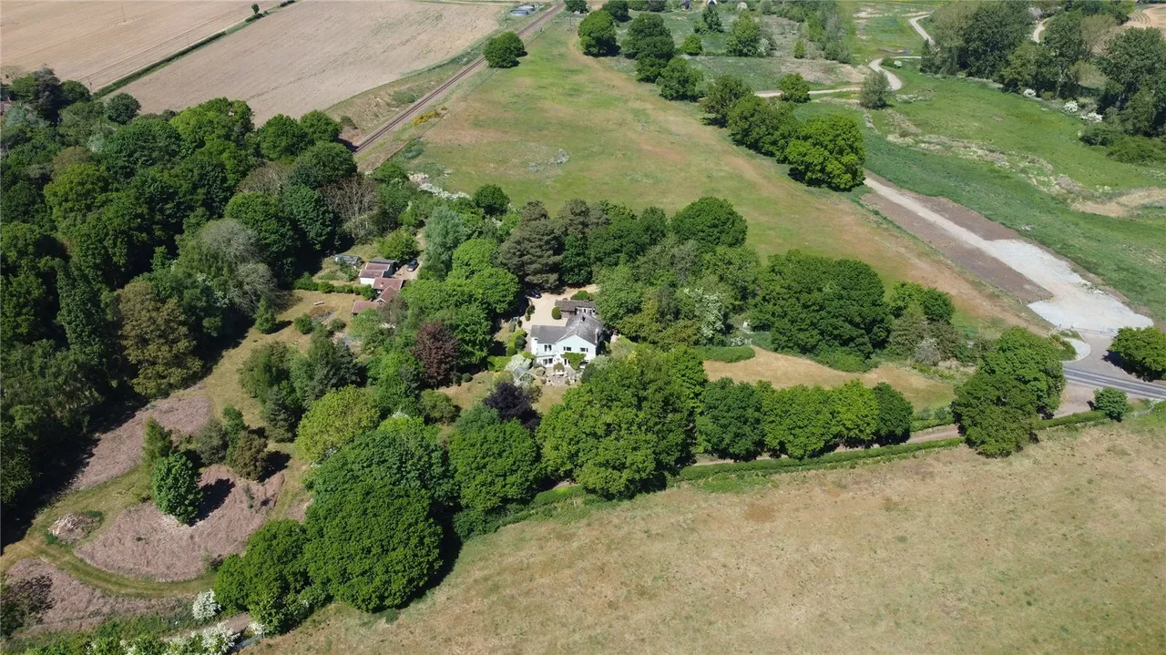 Farnham, IP17, photo 27