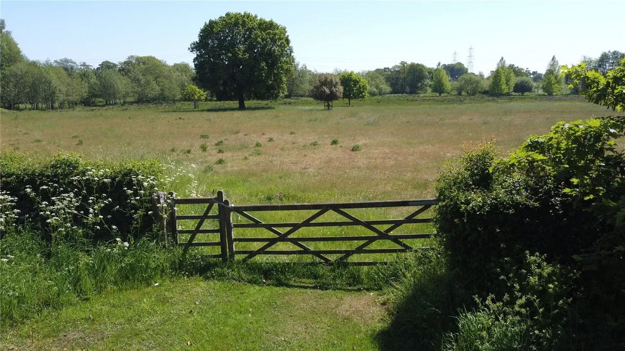 Farnham, IP17, photo 29