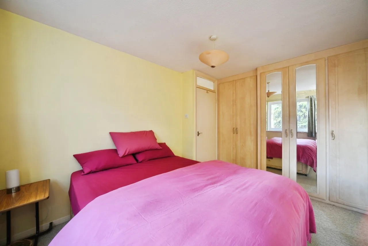 Marshalls Close, London, N11, photo 14